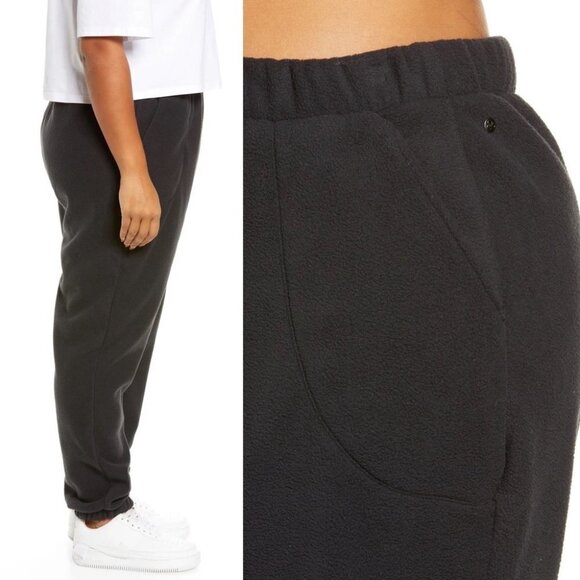 Nordstrom Zella Recycled Polar Fleece Black Joggers Large Sweatpants High Rise L - Picture 2 of 9